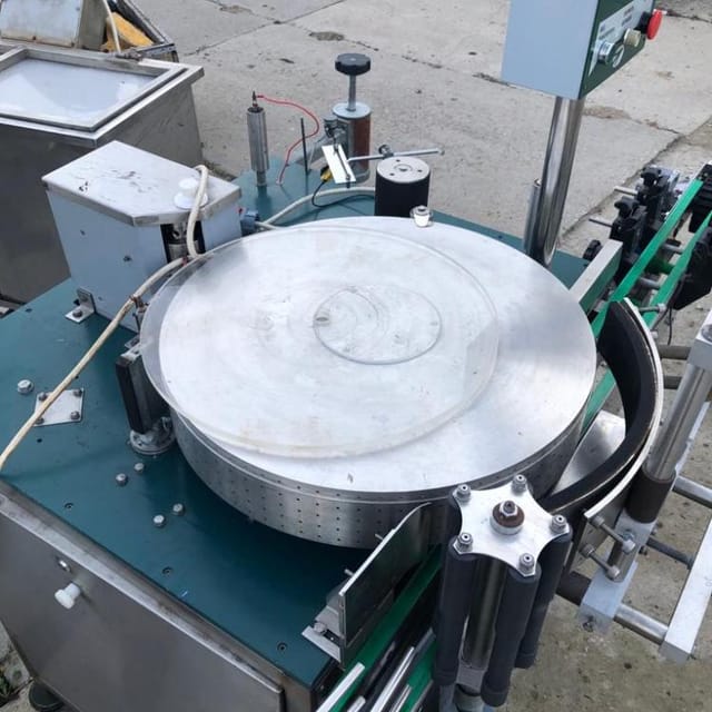 Линия розлива газ.воды в ПЭТ 700 бут/час инв.9936