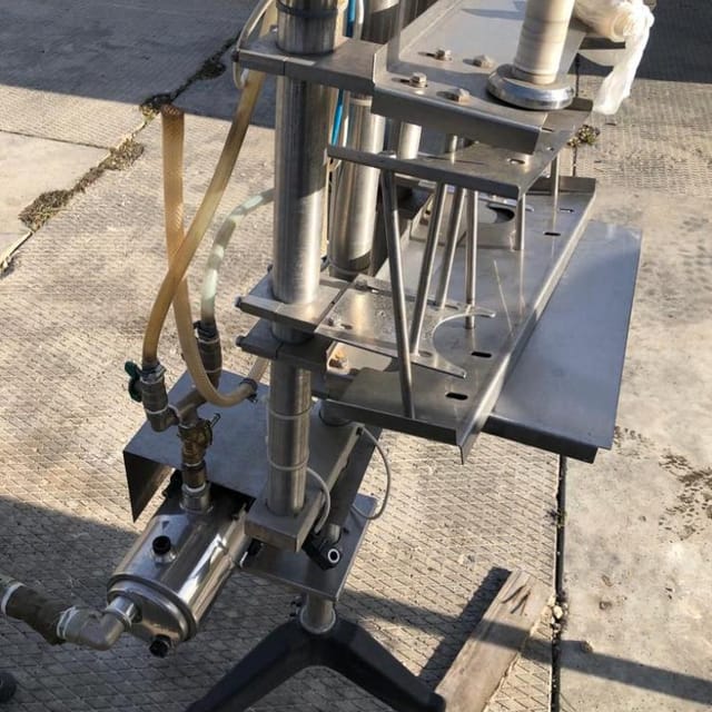 Линия розлива газ.воды в ПЭТ 700 бут/час инв.9936