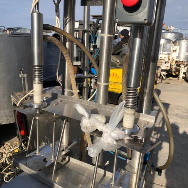 Линия розлива газ.воды в ПЭТ 700 бут/час инв.9936