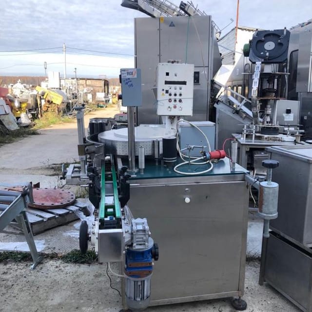 Линия розлива газ.воды в ПЭТ 700 бут/час инв.9936