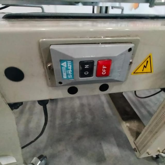 Полуавтомат для запечатывания картонных коробок инв.9191