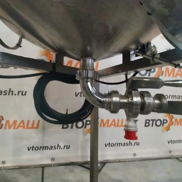 Емкость накопительная 90л инв.9181