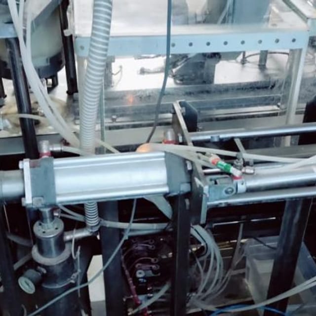 Триблок фасовочно-упаковочный  с вакууматором ИНТА ИН-67 инв.8437