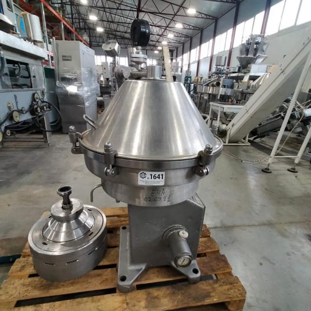 Сепаратор молоко-очиститель А1-ОЦМ 5 е.1641