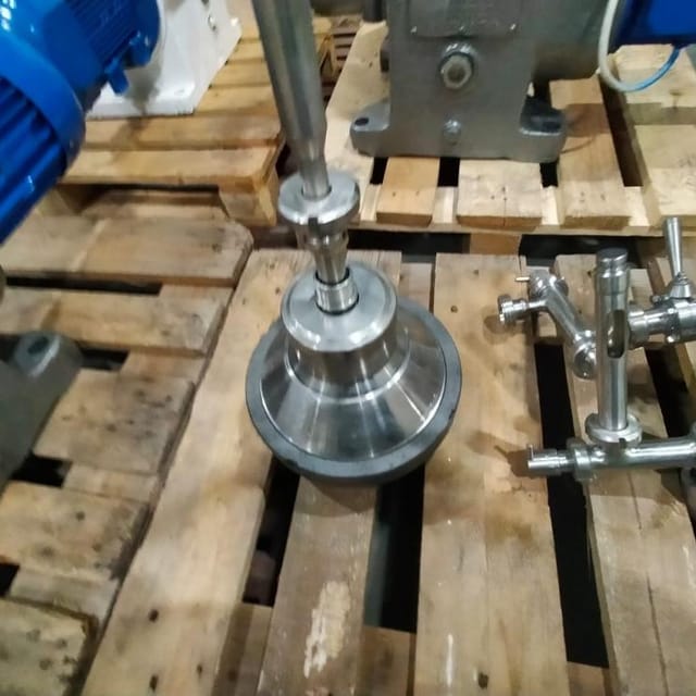 Сепаратор-сливкоотделитель Ж5-ОСЦП-1 ПЛАВА 1куб/час инв.8480