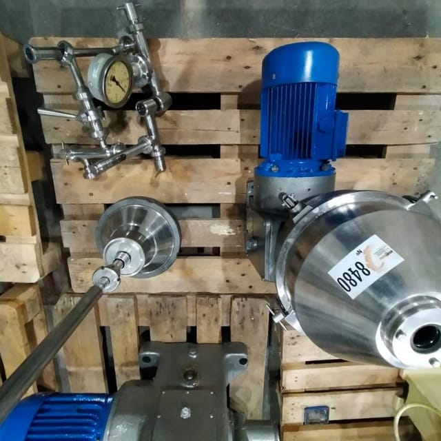 Сепаратор-сливкоотделитель Ж5-ОСЦП-1 ПЛАВА 1куб/час инв.8480