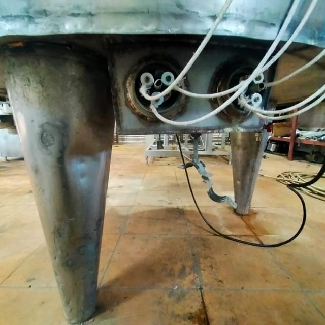 Емкость ОПБ 1000л с ТЭНом инв.8699