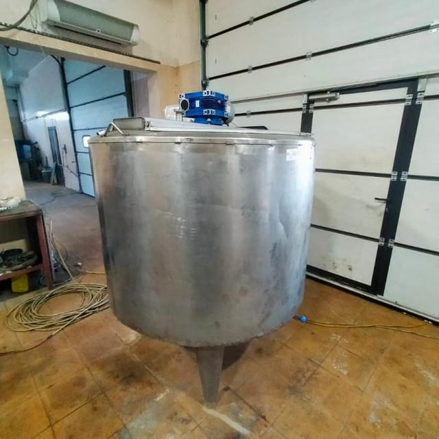 Емкость ОПБ 1000л с ТЭНом инв.8699