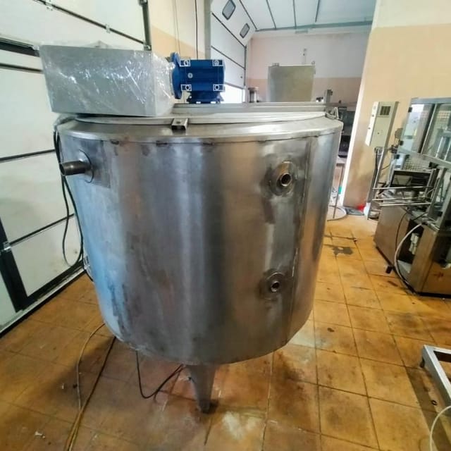 Емкость ОПБ 1000л с ТЭНом инв.8699