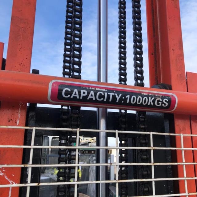 Штабелер capacity 1000 kgs инв.9945
