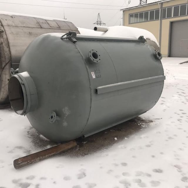 Емкость вертикальная, сборник 5500л. инв.11175