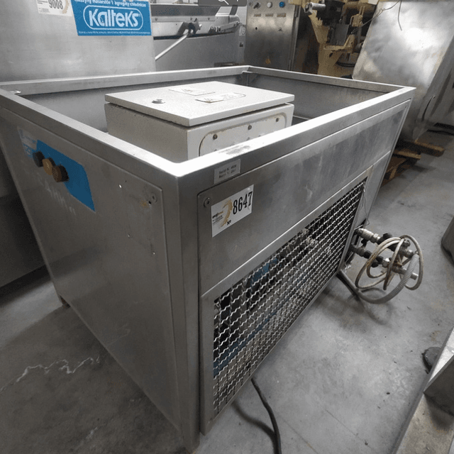 Вакуумный массажер Metalbud Nowicki 6000л инв.8138