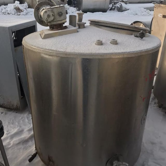 Ёмкость с рубашкой 750л инв.10907