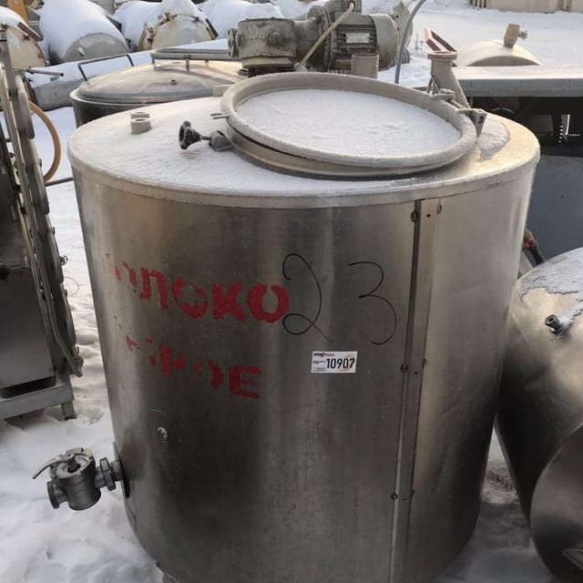 Ёмкость с рубашкой 750л инв.10907