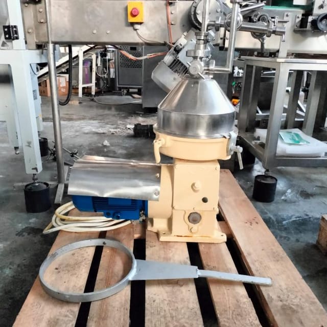 Сепаратор-сливкоотделитель ж5-осцп-1 1000л/час ПЛАВА инв.9675