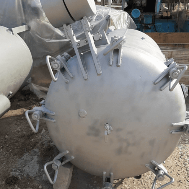 Автоклав паровой объемом 1,3куб.м.