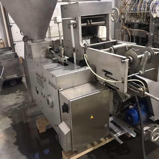 Фасовщик плавленных сырков АРУ ARU FASA новый, брикет 62,5 или 100гр инв.10884