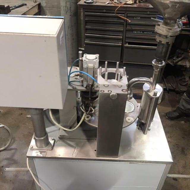 Фасовщик в стаканчик полуавтомат Полур-600 инв.10943