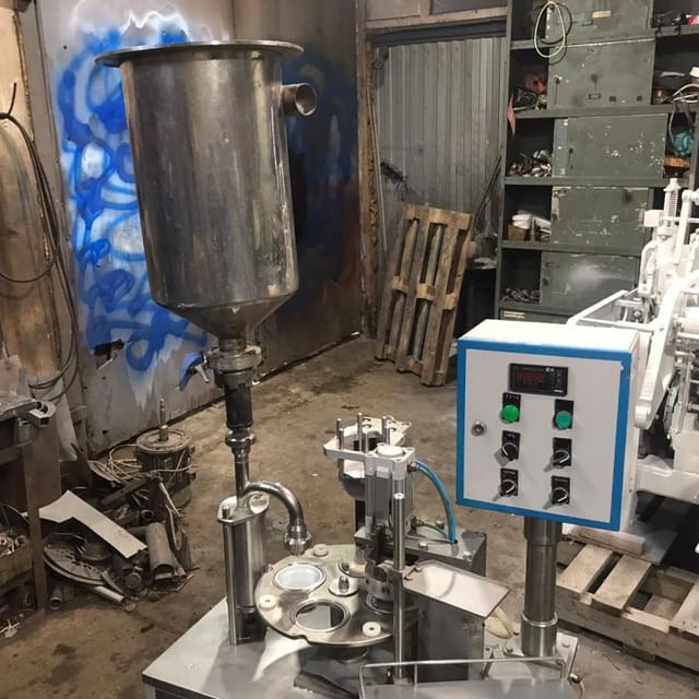 Фасовщик в стаканчик полуавтомат Полур-600 инв.10943