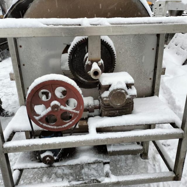 Охладитель творога УПТ с нерж рамой инв.8183