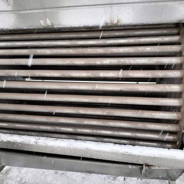 Охладитель творога УПТ с нерж рамой инв.8183