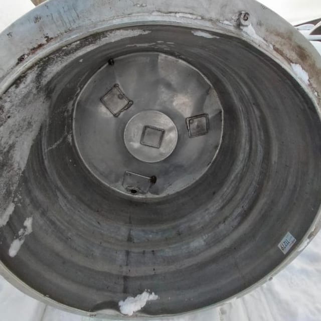 Емкость с рубашкой 1000л инв.11279