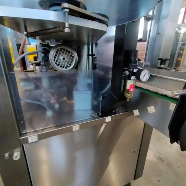 Этикетировщик +термоусадочный колпачок  MECA MARC инв.9194