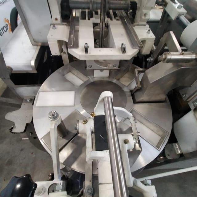 Фасовочный автомат  масла М6-АРМ 500гр инв.8586