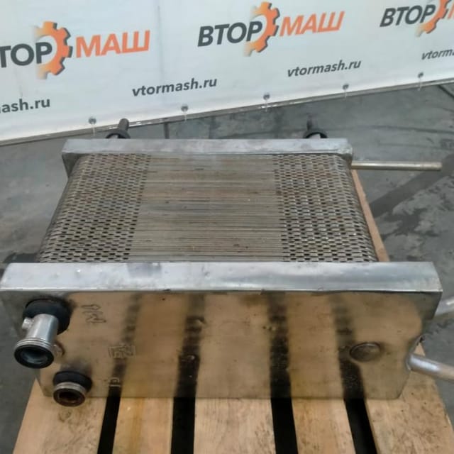 Пластинчатый охладитель ООЛ-5 инв.8615