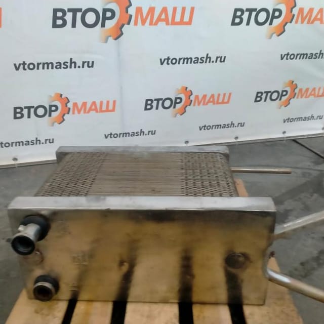 Пластинчатый охладитель ООЛ-5 инв.8615
