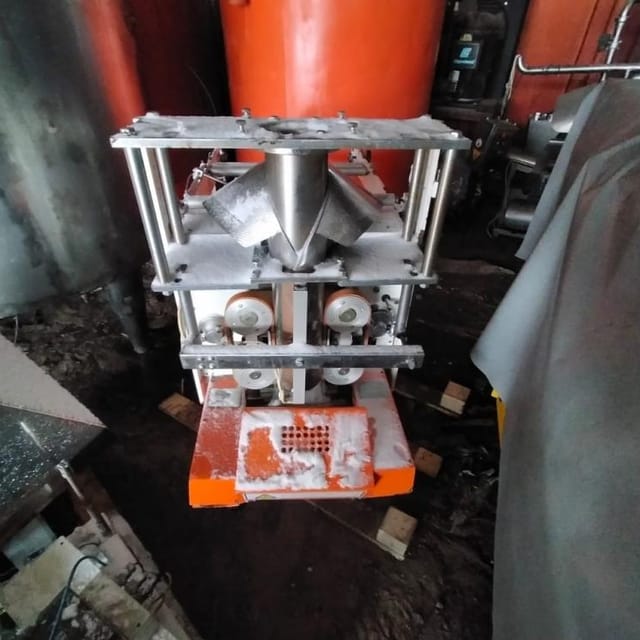 Фасовочный автомат РТ-УМ-21 труба 100мм инв.9972