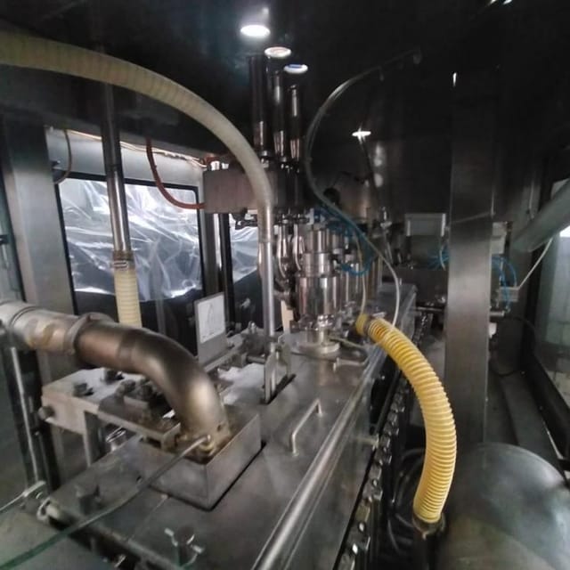 Автомат GALDI Rg-50 UCS для розлива молока в ПюрПак инв.8438