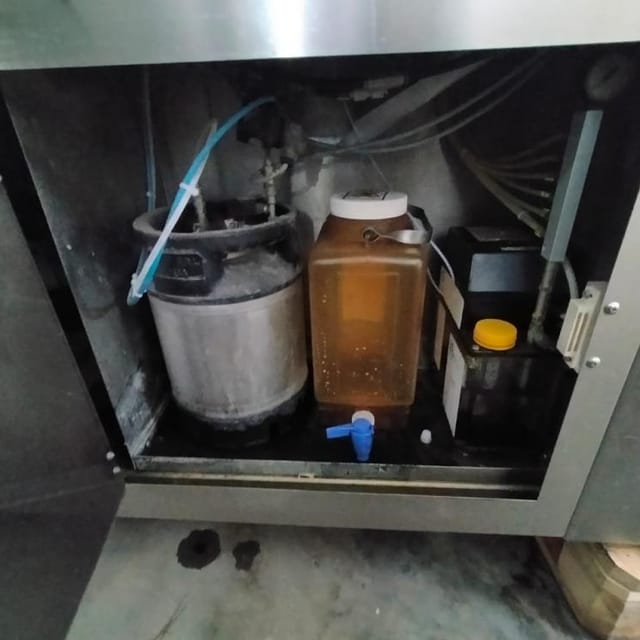 Автомат GALDI Rg-50 UCS для розлива молока в ПюрПак инв.8438