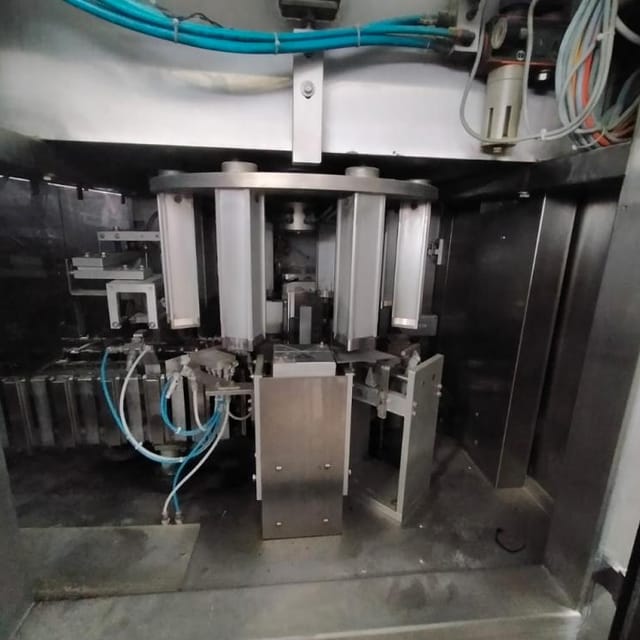 Автомат GALDI Rg-50 UCS для розлива молока в ПюрПак инв.8438