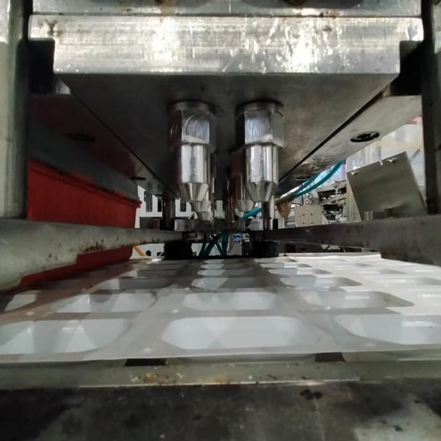 Фасовщик в ванночки Формопак (FormoPack) DPB 320H