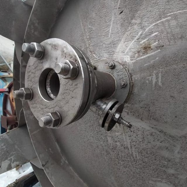 Емкость 80м3 одностенка вертикальная