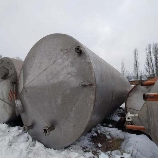 Емкость 80м3 одностенка вертикальная