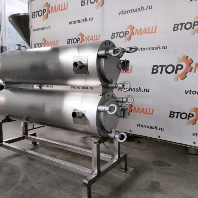 Теплообменник трубчатый двухсекционый Т1-ОУК-5  рама из нерж инв.8485