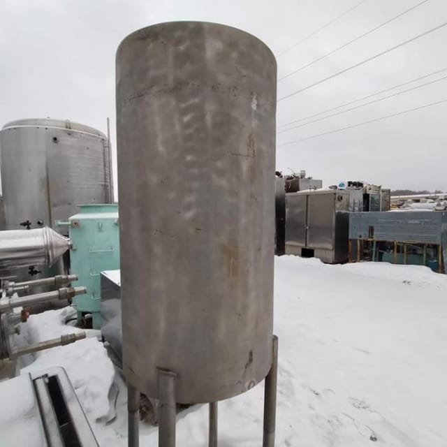 Емкость одностенка 350л инв.7418