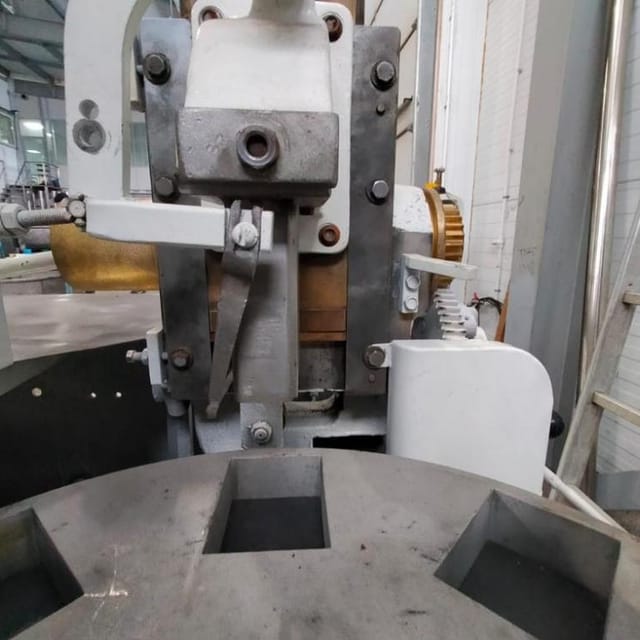 Фасовочный автомат М6-АРМ брикет 180-250 гр инв.10692