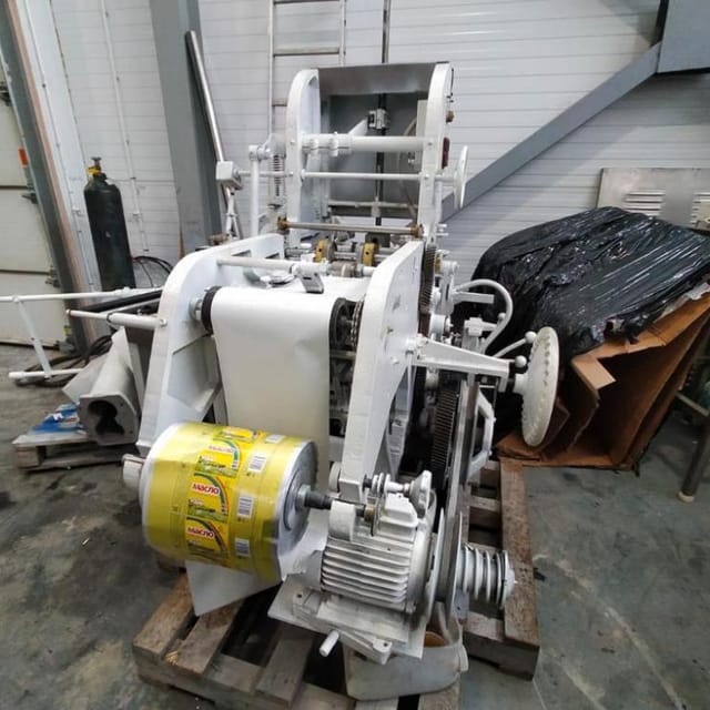 Фасовочный автомат М6-АРМ брикет 180-250 гр инв.10692