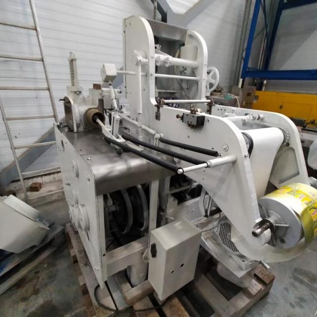 Фасовочный автомат М6-АРМ брикет 180-250 гр инв.10692