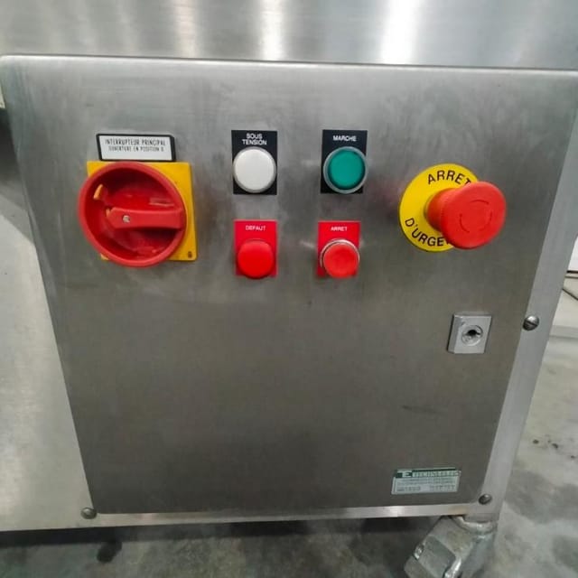 Линия розлива коньяка, полуавтомат, производительность до 700 бут/час - 0,5л инв.9915