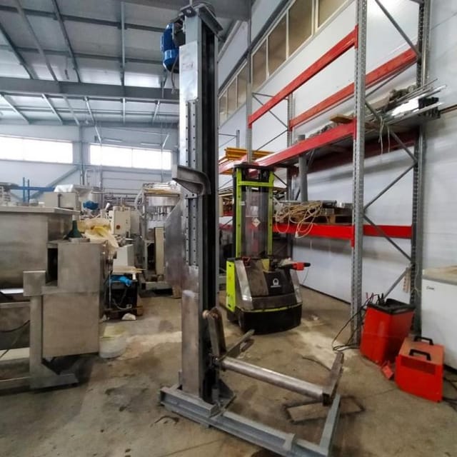 Подъёмник винтовой для тележки 200л инв.10970