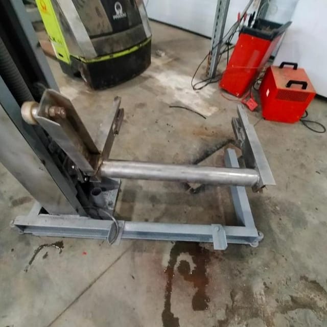 Подъёмник винтовой для тележки 200л инв.10970