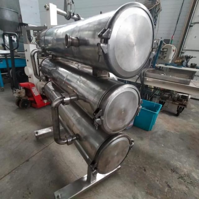 Пастеризатор трубчатый П8-ОЛФ-3 3секции по 2,5т инв.7279