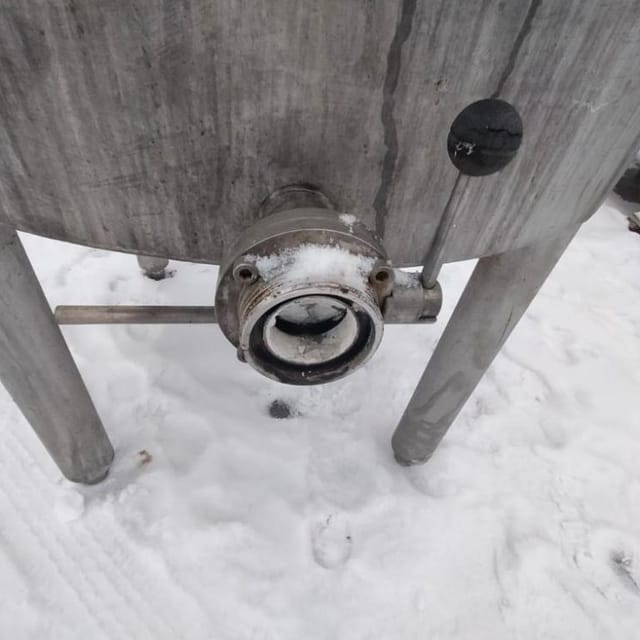 Емкость одностенка 1000л инв.11217