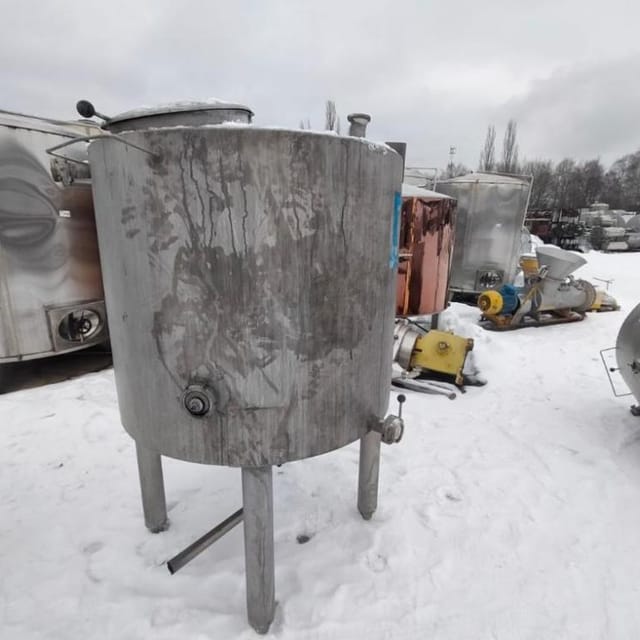 Емкость одностенка 1000л инв.11217