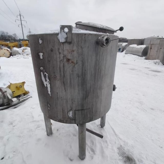 Емкость одностенка 1000л инв.11217