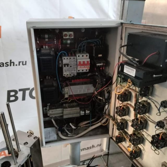 Фасовщик творога в стаканчик с крышкой АЛУР-1500 е.2243